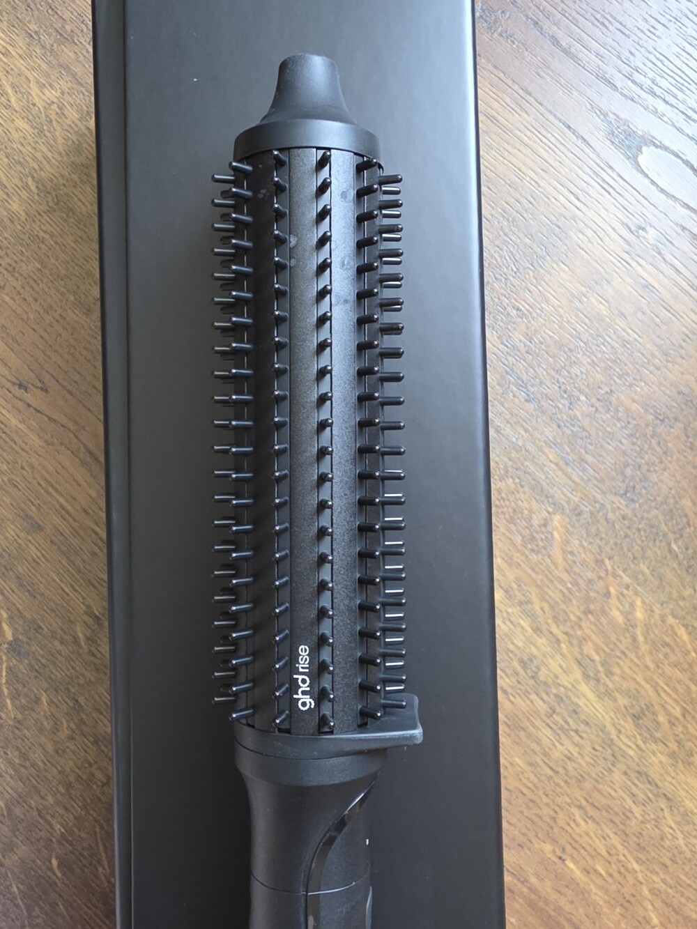 GHD Rise Volumizing Hot Brush - Picture 10 of 14
